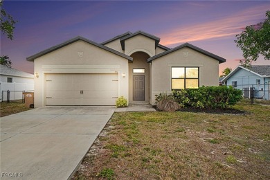 Cape Coral Area Home Sale Pending in Cape Coral Florida