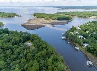 Build your dream home on this canal front lot with Bay access - photo 5