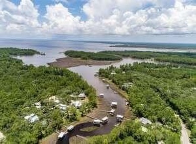 Build your dream home on this canal front lot with Bay access - photo 6