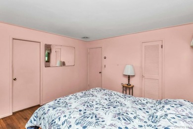 Ranch with 3 bedrooms and two full baths set on a 1/2 acre of - photo 16