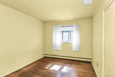 Ranch with 3 bedrooms and two full baths set on a 1/2 acre of - photo 19