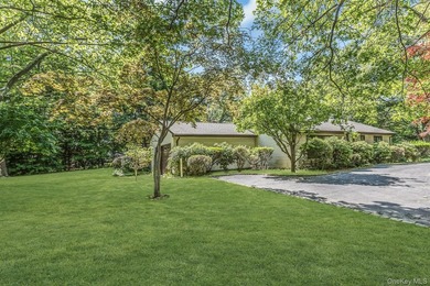 Ranch with 3 bedrooms and two full baths set on a 1/2 acre of - photo 22
