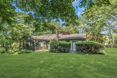 Ranch with 3 bedrooms and two full baths set on a 1/2 acre of - photo 23