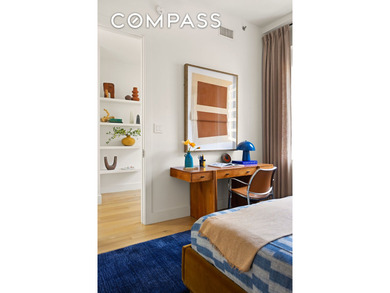 Expansive, 4 Bedroom / 4.5 Bathroom Hudson Square duplex - photo 23