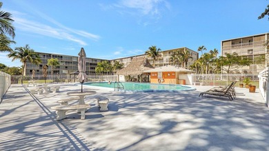 Take a look at this spacious 2 bedroom 2 bath condo located in a - photo 42