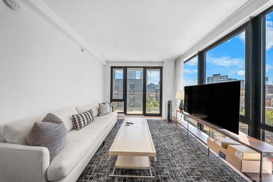 Welcome to sophisticated living at The Bond in the heart of Long - photo 5