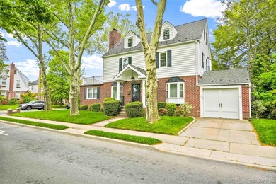 The original house is a Gross Morton Model D, the largest home - photo 2