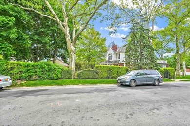 The original house is a Gross Morton Model D, the largest home - photo 4