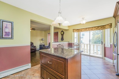 Welcome to this beautifully maintained single-family home - photo 6