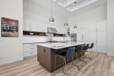 Welcome to an exceptional coastal retreat, where modern luxury - photo 10