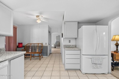 Welcome to this well-maintained Annapolis model. Situated on an - photo 12