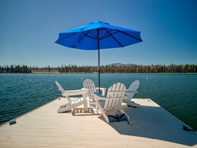Discover the epitome of lakeside luxury at Lake Almanor! This - photo 20