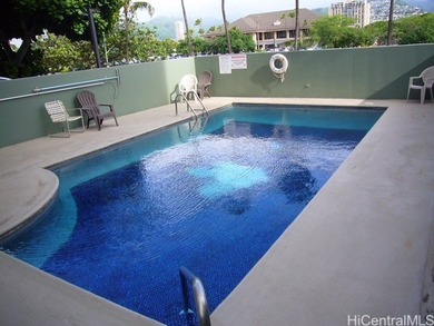 A Boutique condo Located on the Diamond Head side of the Ala Wai - photo 21