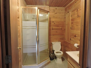 Very spacious and private location. Walking distance to the lake - photo 22