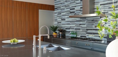 Pristine symmetrical landscaping paves your entrance into this - photo 23