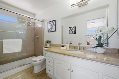 Beautifully maintained and freshly painted, this spacious - photo 30