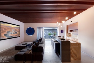 Pristine symmetrical landscaping paves your entrance into this - photo 31