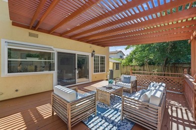 Beautifully maintained and freshly painted, this spacious - photo 31