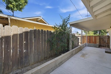 Beautifully maintained and freshly painted, this spacious - photo 35