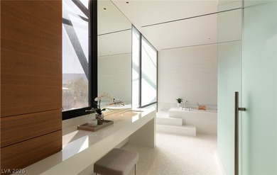 Pristine symmetrical landscaping paves your entrance into this - photo 47