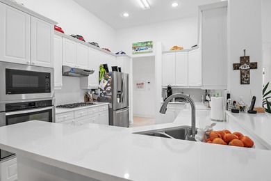 Welcome to 8004 Legend Creek, located within the Sandestin Golf - photo 10