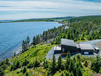 The Black Pearl is a rare coastal masterpiece perched high on 4 - photo 3