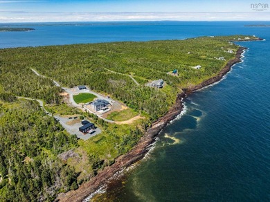 The Black Pearl is a rare coastal masterpiece perched high on 4 - photo 7