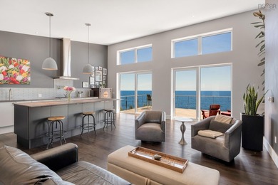 The Black Pearl is a rare coastal masterpiece perched high on 4 - photo 9