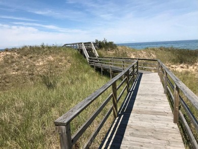 Picturesque hidden gem in a gated community with low bluff - photo 5