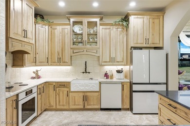 Welcome to a truly one-of-a-kind custom-built waterfront estate - photo 10