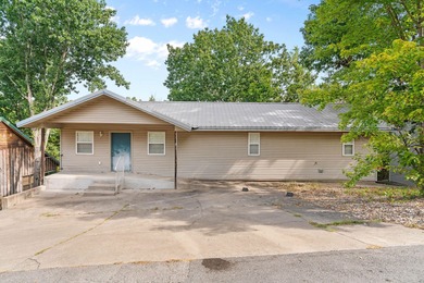 Table Rock Lake Home Sale Pending in Branson Missouri