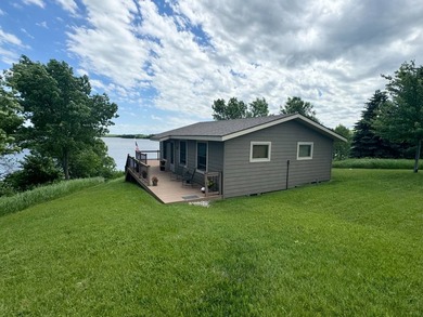 Two bedroom and one bathroom cabin with a view you must see for - photo 19