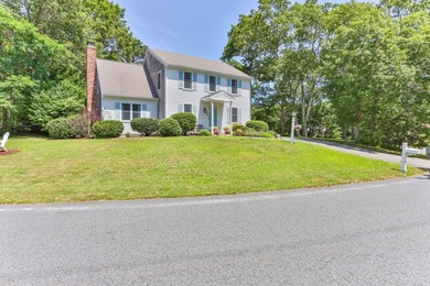 Style, location, and function place this charming Cape Cod - photo 3