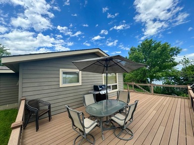 Two bedroom and one bathroom cabin with a view you must see for - photo 23