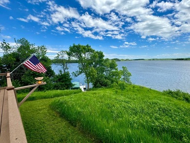 Two bedroom and one bathroom cabin with a view you must see for - photo 24
