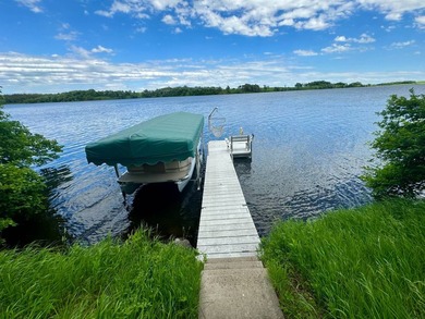 Two bedroom and one bathroom cabin with a view you must see for - photo 32