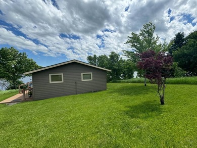 Two bedroom and one bathroom cabin with a view you must see for - photo 45