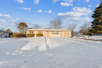 Lake Riviera Home For Sale in Brick New Jersey