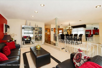 Welcome to this spacious and beautifully maintained two-family - photo 7