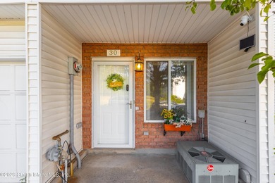 Absolute Move-In condition. Brand new roof. House was freshly - photo 6