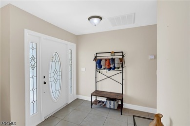 Welcome to this beautifully updated 3-bedroom, 2-bathroom pool - photo 11