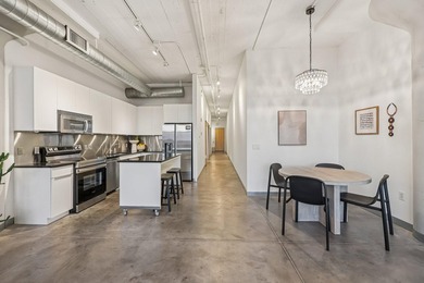 Amazing historic loft featuring soaring ceilings, oversized - photo 12
