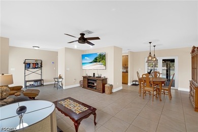 Welcome to this beautifully updated 3-bedroom, 2-bathroom pool - photo 14