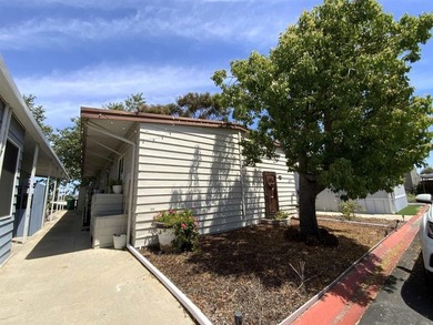 Don't miss the best priced home in this beautifully maintained - photo 4