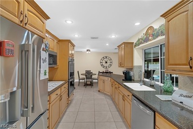 Welcome to this beautifully updated 3-bedroom, 2-bathroom pool - photo 15
