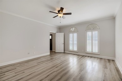 Seller offering up to 2.5% in seller credits to use towards rate - photo 17