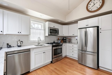 Nestled on a quiet dead-end street in desirable Barnstable - photo 5
