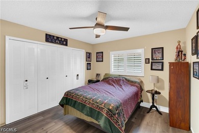 Welcome to this beautifully updated 3-bedroom, 2-bathroom pool - photo 25
