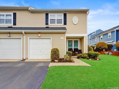 (private lake, pond, coastal) Condo Sale Pending in Island Park New York