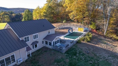 A site to behold is waiting for you on River Rd. as the - photo 35